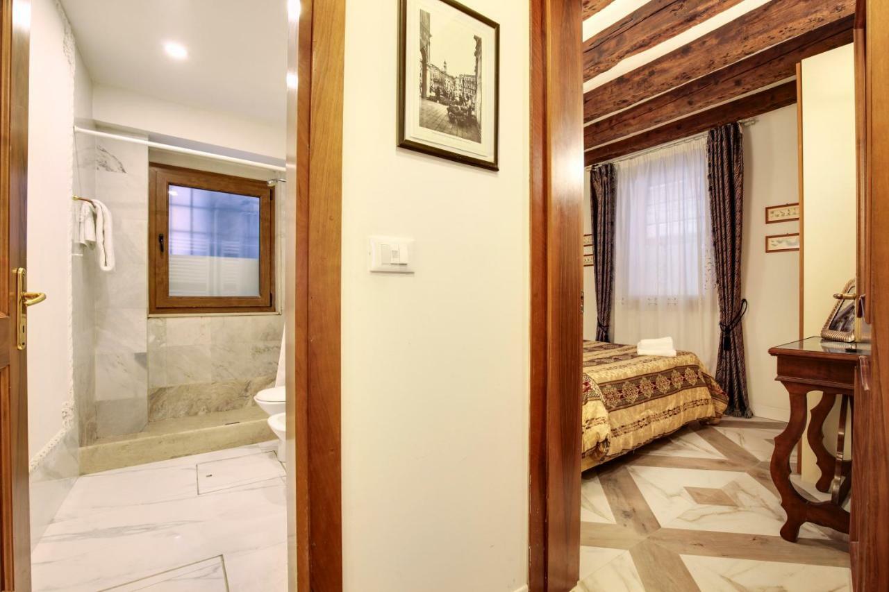 Angel'S House Apartment เวนิส ภายนอก รูปภาพ
